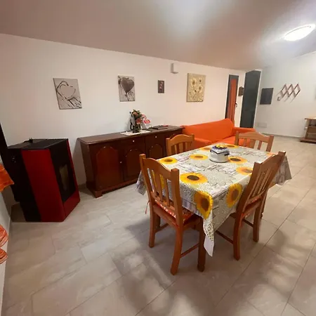 Διαμέρισμα Sole Mare 3 *